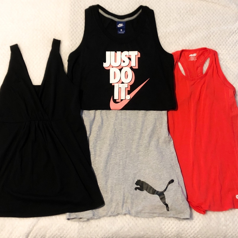 4 Workout tanktops bundle